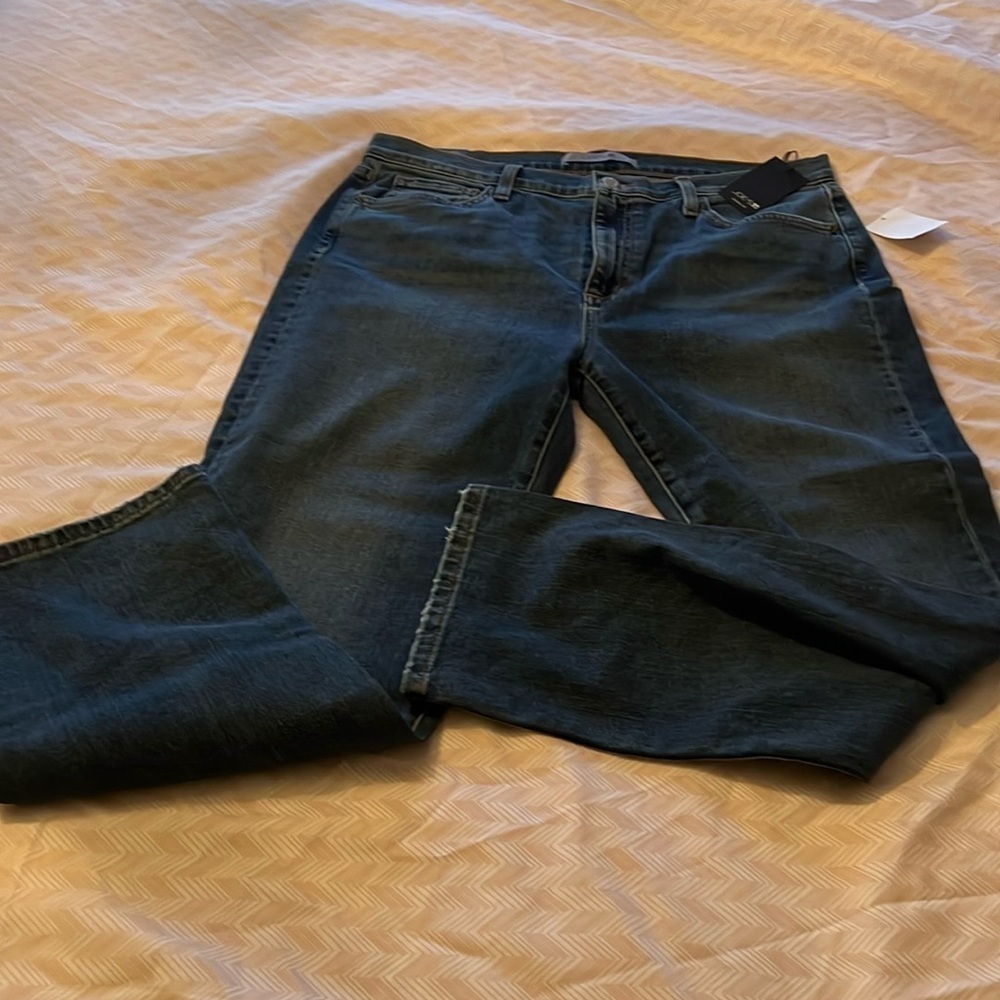 Joe’s tomboy slim